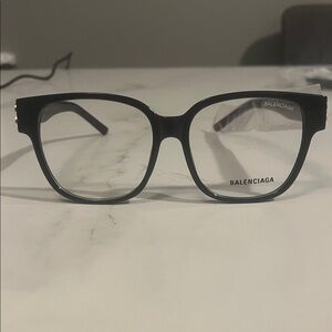 BB Black Square Glasses